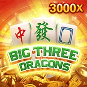 Bàn Baccarat với các lá bài và chip cược tại vic88 casino